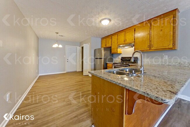 Building Photo - 127 Fawn Dr