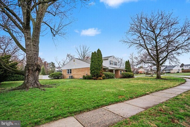 Foto del edificio - 2903 Henley Rd