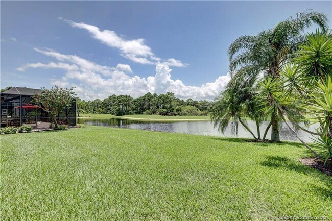 Foto del edificio - 4574 NW Red Maple Dr
