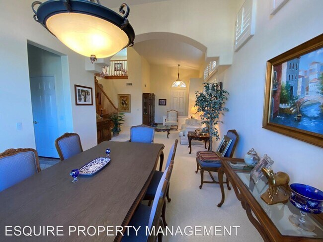 Building Photo - 4 br, 2.5 bath House - 4923 CAMINITO LUISA