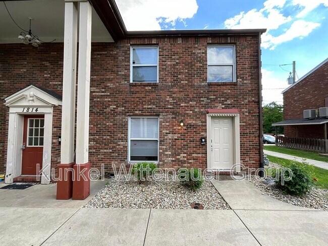 Foto del edificio - 1814 Jamestown Rd