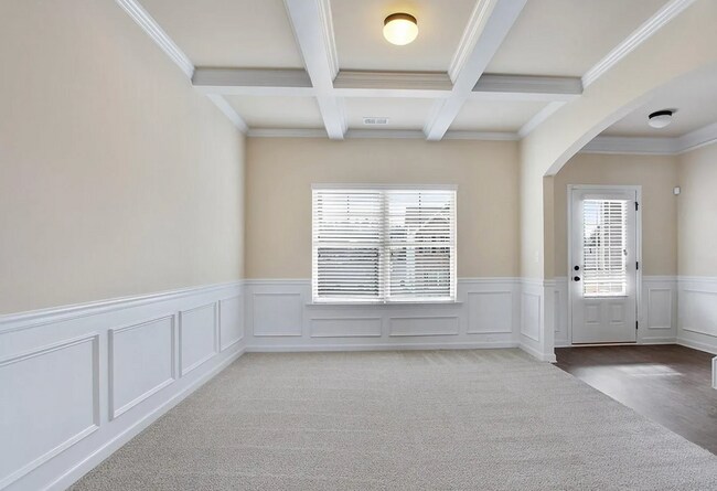 Building Photo - 133 Babbling Brook Dr