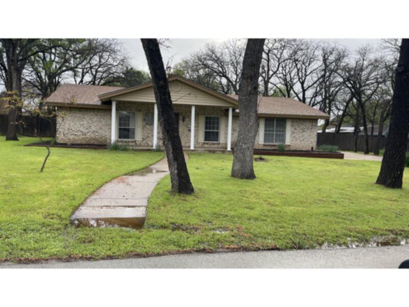 Foto principal - Unique Chance to Lease a remodeled home in...