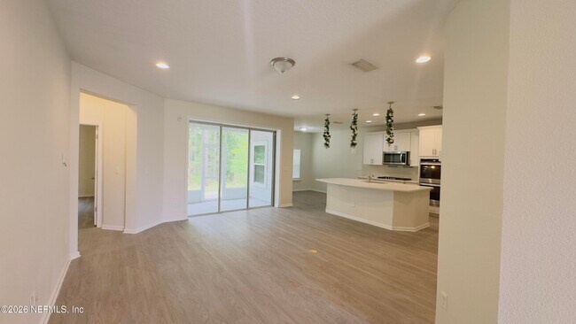 Building Photo - 2849 Copperwood Ave