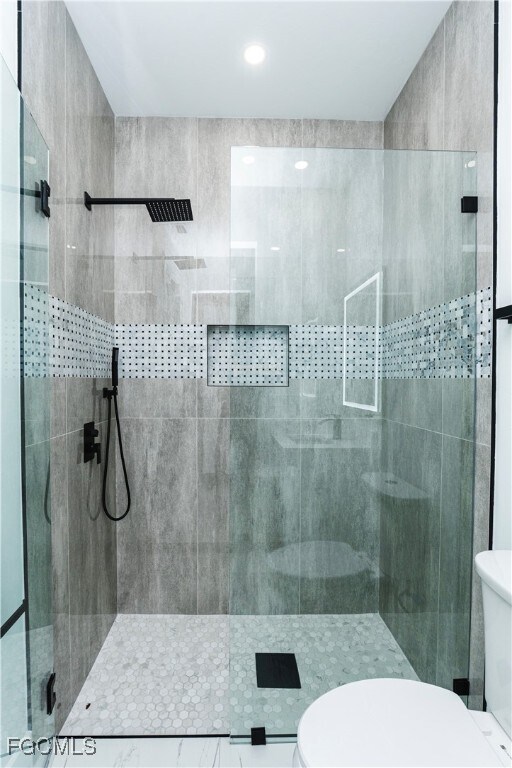 Building Photo - 903 NE 23rd St