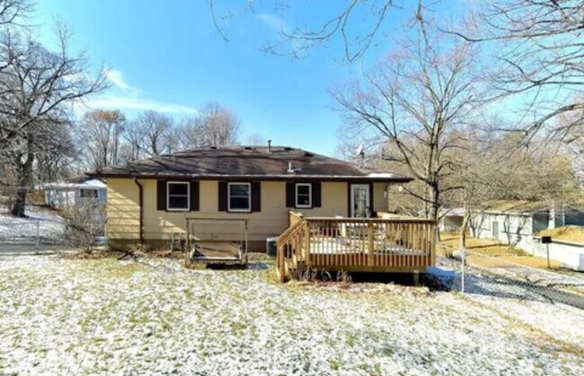 Building Photo - 4842 Dale Rd