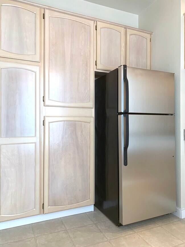 Foto del edificio - 2185 Bay St