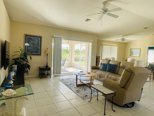 Foto del edificio - 3 br, 2 bath House - 35 Annapolis Lane