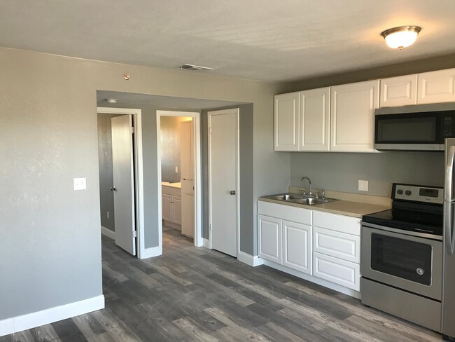 Building Photo - Tuscan Valley Apartments