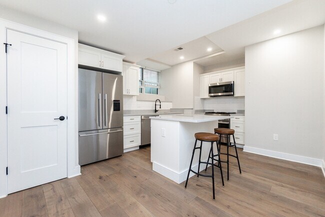 Foto del edificio - 12 Reedsdale St