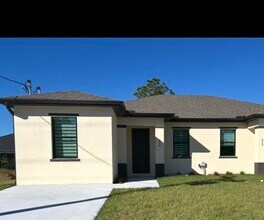 Building Photo - 514 Bell Blvd