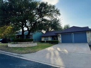 Building Photo - 8514 Red Willow Dr