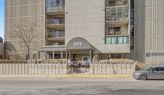 Photo - 777 N Washington St Apartment