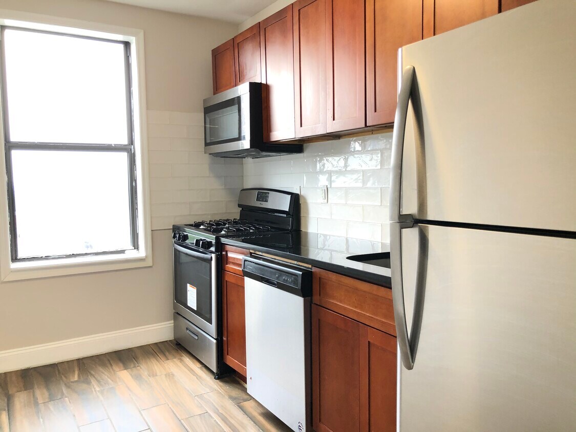 9 Garrison Ave Unit 53E, Jersey City, NJ 07306 Condo for Rent in