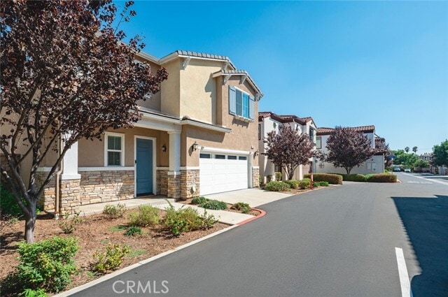 Building Photo - 1406 Girona Dr