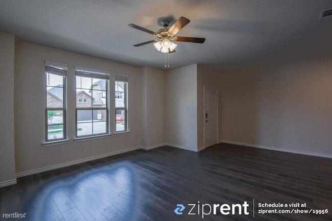 Building Photo - 3 br, 2.5 bath Townhome - 2149 Buffalo Hil...