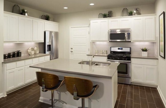 Foto del edificio - 13800 Lyndhurst St