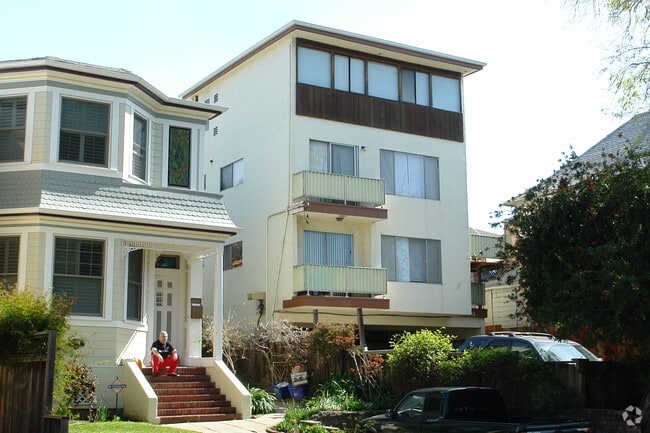Foto del edificio - 1435 Martin Luther King Jr Way