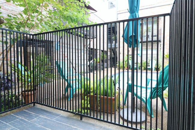 Foto del edificio - 412 Pacific St