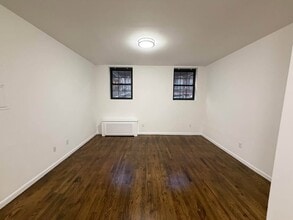 Building Photo - 160 W 73rd St