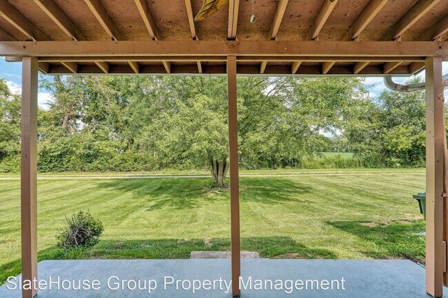 Building Photo - 4 br, 2.5 bath House - 190 Charles Cir