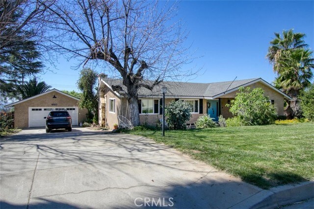 Foto del edificio - 11758 Grant Dr