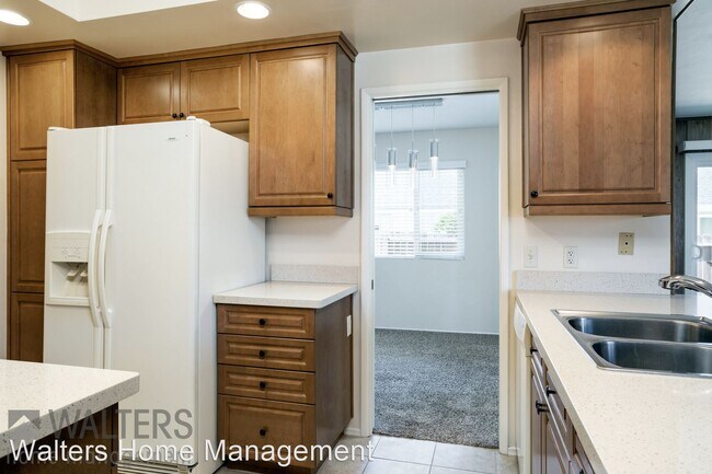 Foto del edificio - 4 br, 2 bath House - 12741 Rios Rd