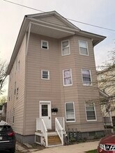 Building Photo - 20 Woodbine St