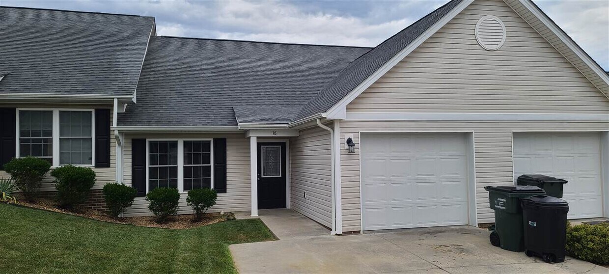 18 Paige Dr, Staunton, VA 24401 House Rental in Staunton, VA