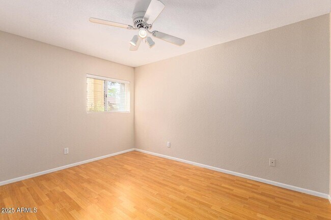 Foto del edificio - 2780 W Kent Dr