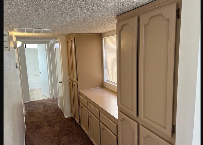 Foto del edificio - 5113 Gaylene Ave