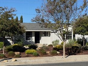 Building Photo - 1009 Grandview Ave