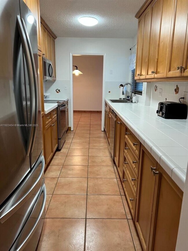 Foto del edificio - 5780 SW 59th Pl