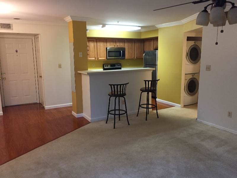 Foto principal - 14016 Lord Marlborough Pl