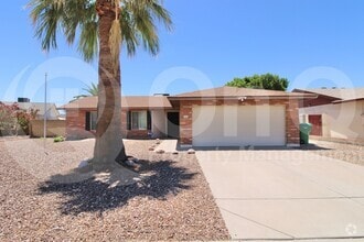 Building Photo - 946 N Ricardo Cir