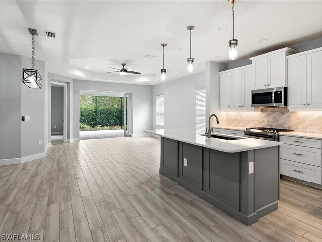 Building Photo - 2119 Marquesa Cir