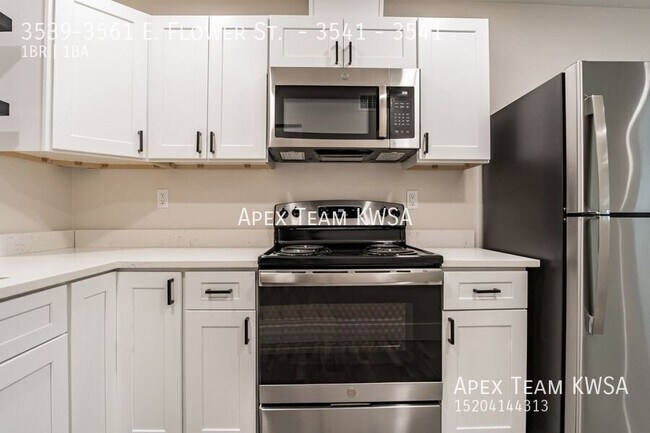 Foto del edificio - 3539-3561-3561 E Flower St