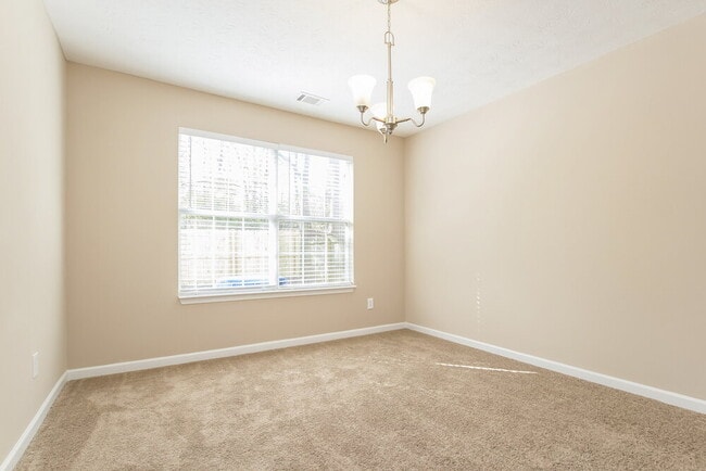 Building Photo - 1240 Chris Lake Dr