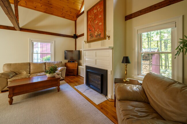 Foto del edificio - 45 Taconic Ave