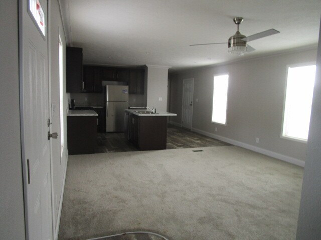 Building Photo - 6103 N Belleview Ave