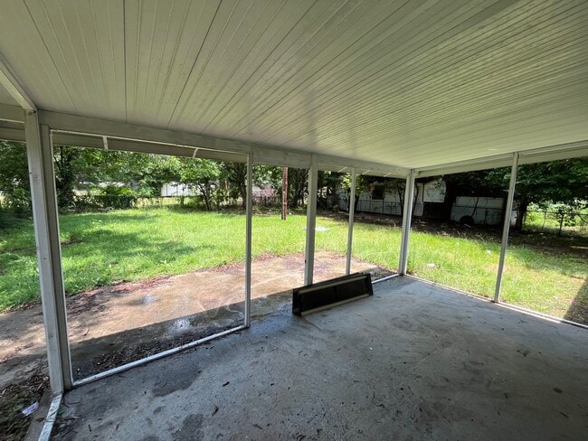 Building Photo - 108 Johns Rd