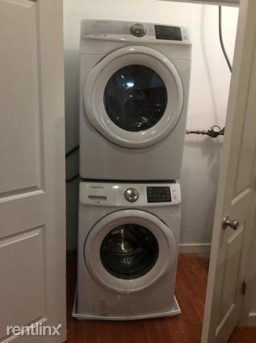 Foto del edificio - 3 br, 3 bath Apartment - 622 S 42nd St #9