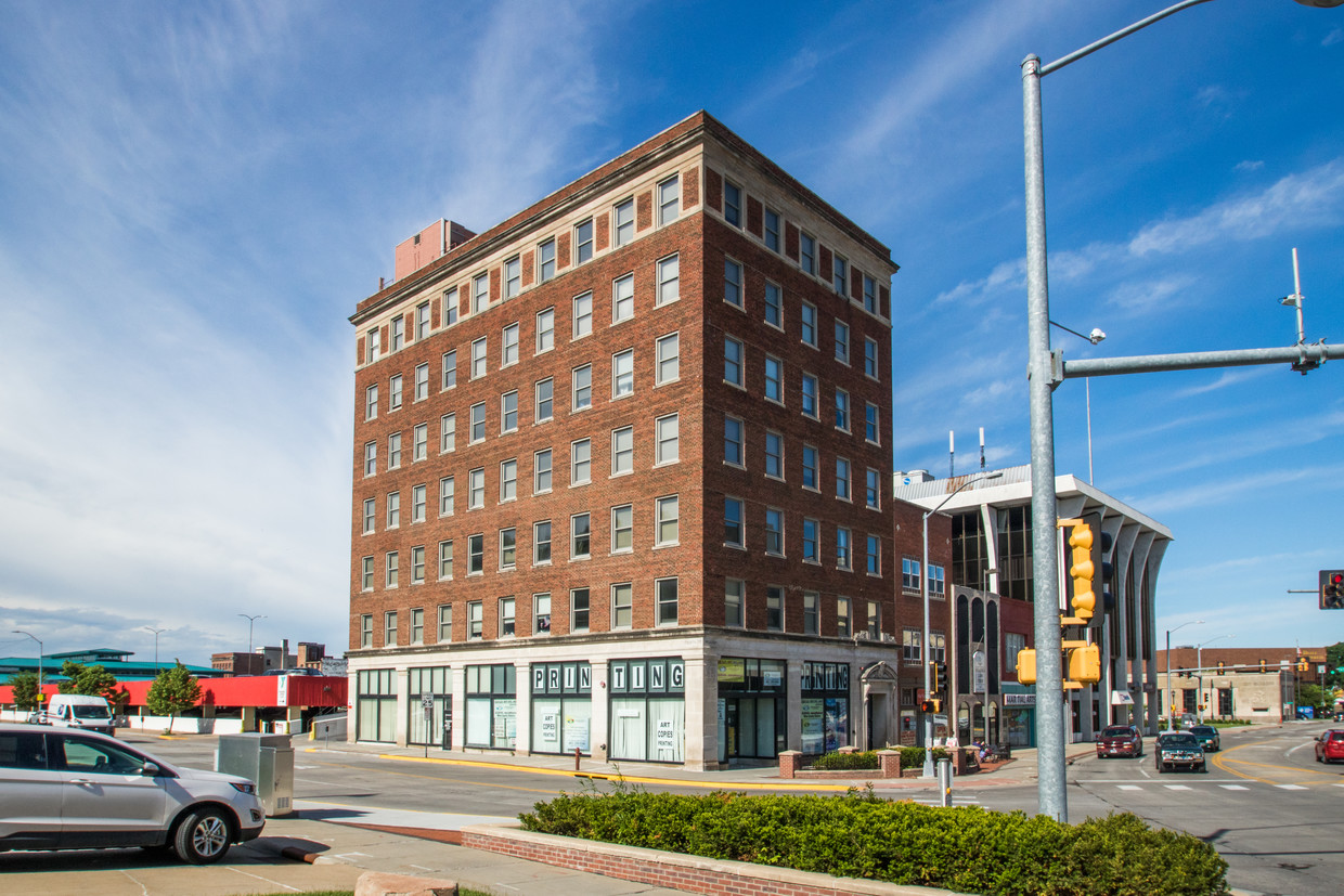 Primary Photo - Bennett Building