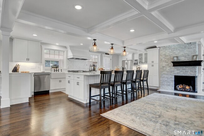Foto del edificio - 2222 Ridge Rd