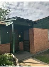 Building Photo - 2804 Duncan Dr