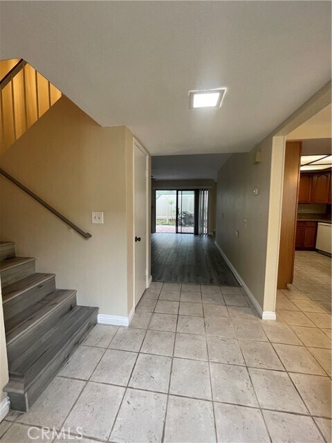Foto del edificio - 1570 Silver Maple Dr