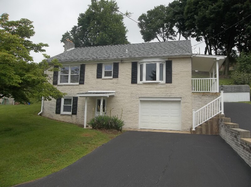0 Pine St, Glen Rock, PA 17327 House Rental in Glen Rock, PA