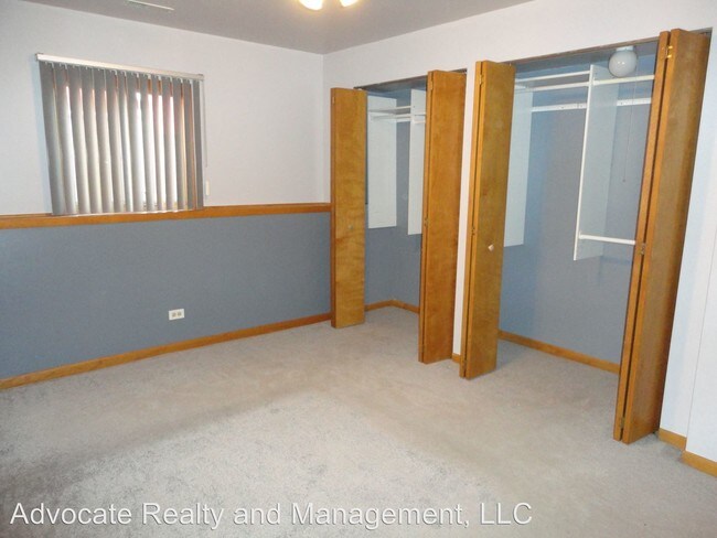 Building Photo - 3 br, 3 bath House - 20129 Sequoia Ave.