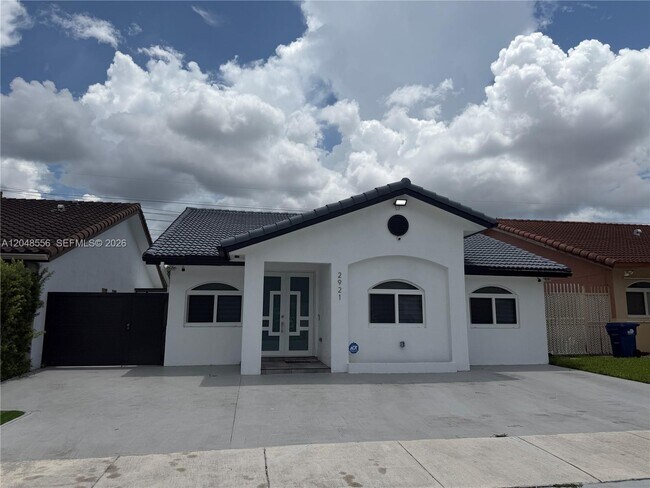 Foto del edificio - 2921 SW 136th Ct