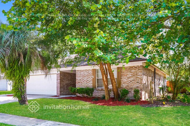 Foto del edificio - 7362 Boysenberry Ln N